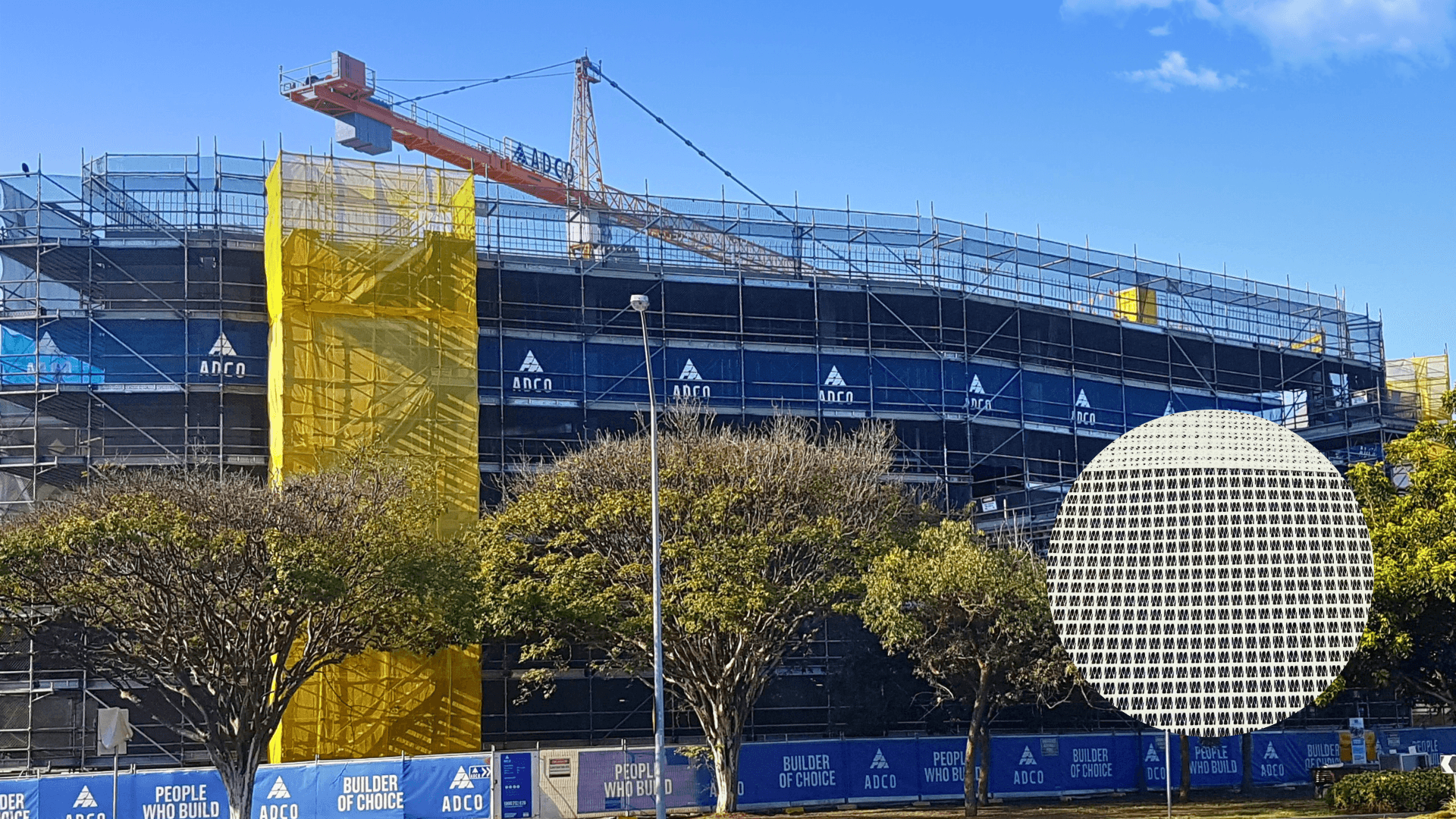 Maxflow™ is engineered for sites where wind exposure is a major performance factor. Its larger apertures allow greater airflow, helping reduce wind load and minimise movement that can damage fencing systems or create ongoing maintenance issues.